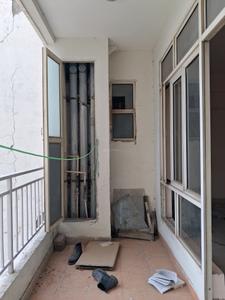 Living Room Image of 2275 Sq.ft 4 BHK Apartment / Flat for sale in Sector 137 Noida for Rs. 28100000