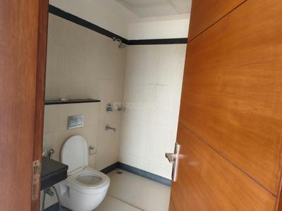 Bathroom Image of 2100 Sq.ft 4 BHK Apartment / Flat for sale in M3M Capital, Sector 113 Gurgaon for Rs. 30000000