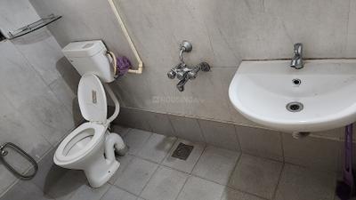 Eisha Erica Bathroom Two 4