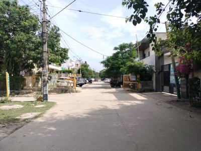 Image of 5400 Sq.ft Residential Plot / Land for sale in Sector 10 DLF, Faridabad for Rs. 70000000