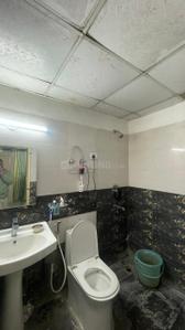 Bathroom Image of 840 Sq.ft 2 BHK Apartment / Flat for sale in Migsun Twiinz, Eta II Greater Noida for Rs. 6800000