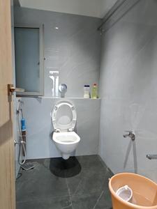 Common Bathroom Image of 950 Sq.ft 3 BHK Apartment / Flat for sale in RNA NG Royal Park, Kanjurmarg East Mumbai for Rs. 23500000