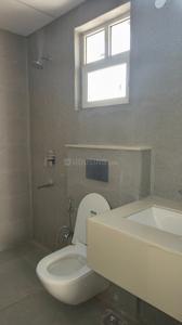 Bathroom Image of 1250 Sq.ft 3 BHK Builder Floor for rent in Signature Global City 37D 1, Sector 37D Gurgaon for Rs. 35000