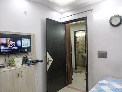 Bedroom Image of 720 Sq.ft 3 BHK Apartment / Flat for sale in Bindapur New Delhi for Rs. 5000000