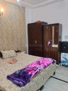 Bedroom Image of 300 Sq.ft 1 RK Builder Floor for rent in Rajouri Garden New Delhi for Rs. 13500