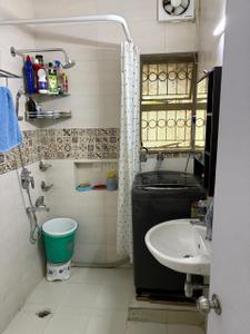 Bathroom Image of 1200 Sq.ft 2 BHK Apartment / Flat for sale in Swaraj Homes Pocket C RWA Sarita Vihar, Sarita Vihar New Delhi for Rs. 22000000