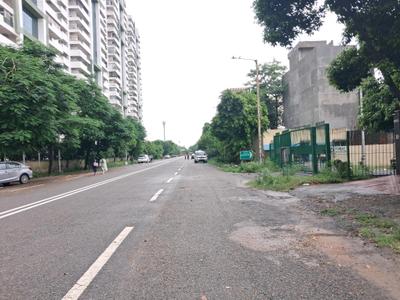 Image of 200 Sq.ft Residential Plot / Land for sale in Sector 108, Noida for Rs. 61000000