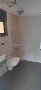Bathroom Image of 850 Sq.ft 2 BHK Apartment / Flat for sale in Santacruz West Mumbai for Rs. 35000000