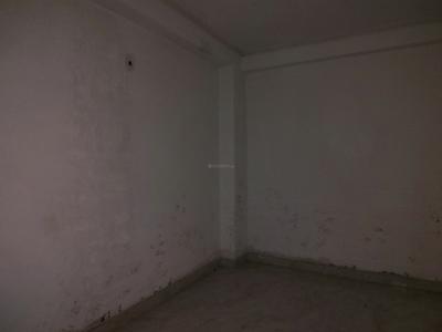 Bedroom Image of 650 Sq.ft 2 BHK Apartment / Flat for sale in Sangam Vihar New Delhi for Rs. 4000000