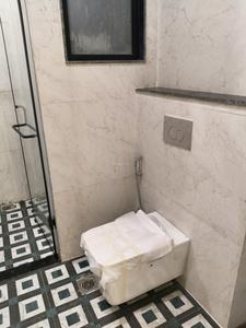 Common Bathroom Image of 2400 Sq.ft 3 BHK Builder Floor for rent in Sector 46 Gurgaon for Rs. 55000
