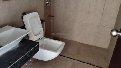 Bathroom Image of 610 Sq.ft 1 BHK Apartment / Flat for rent in Puravankara Purva Silversands Phase 1 Building 4 To 9, Mundhwa Pune for Rs. 24000