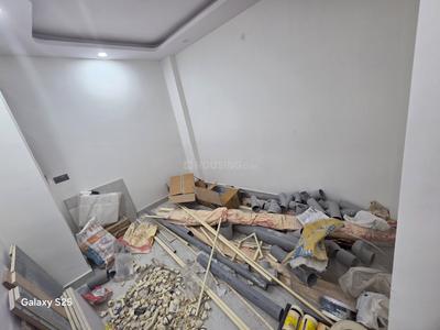 Bedroom Image of 990 Sq.ft 3 BHK Builder Floor for sale in Laxmi Nagar New Delhi for Rs. 9500000