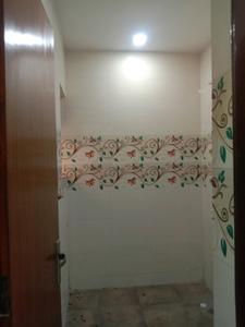 Bedroom One Image of 1300 Sq.ft 2 BHK Builder Floor for sale in Sarita Vihar New Delhi for Rs. 19000000