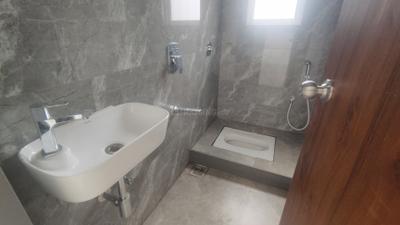 Bathroom Image of 450 Sq.ft 1 BHK Apartment / Flat for rent in Vrindavan Elite, Vikhroli East Mumbai for Rs. 35500