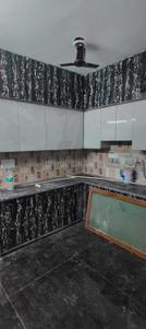 Kitchen Image of 1000 Sq.ft 2 BHK Builder Floor for rent in Vivek Vihar New Delhi for Rs. 20000