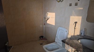 Image of 1075 Sq.ft 2 BHK Apartment / Flat for rent in Gardenia Square, Crossings Republik, Ghaziabad for Rs. 24000