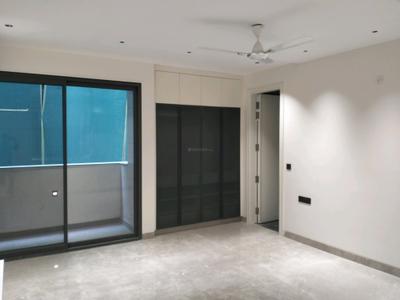 Bedroom Image of 4501 Sq.ft 4 BHK Builder Floor for sale in Model Town New Delhi for Rs. 90000000