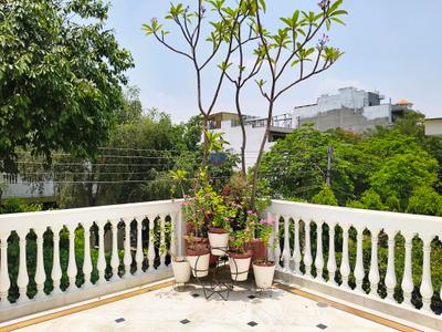 Dining Area Image of 3300 Sq.ft 4 BHK Builder Floor for rent in DLF Phase 3 Gurgaon for Rs. 150000