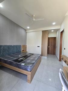 Bedroom Image of 1050 Sq.ft 1 RK Independent House for rent in HUDA Plot Sector 42, Sector 42 Gurgaon for Rs. 25000
