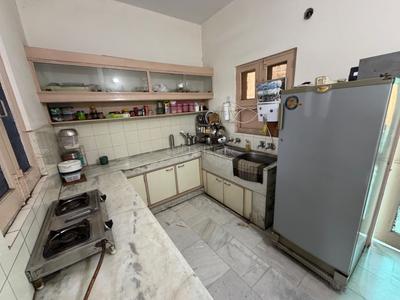 Kitchen Image of 800 Sq.ft 1 BHK Builder Floor for rent in Bhai Randhir Singh Nagar Ludhiana for Rs. 14000
