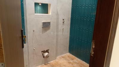 Image of 1600 Sq.ft 4 BHK Builder Floor for rent in Sector 24 Rohini, New Delhi for Rs. 30000
