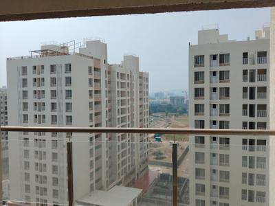 Balcony Image of 840 Sq.ft 2 BHK Apartment / Flat for rent in Kolte Patil Little Earth, Kiwale Pune for Rs. 25000