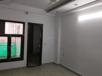 Bedroom Image of 1800 Sq.ft 3 BHK Builder Floor for sale in Pitampura New Delhi for Rs. 30000000