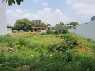 Image of 538 Sq.ft Residential Plot / Land for sale in DLF Alameda, Sector 73, Gurgaon for Rs. 180000000