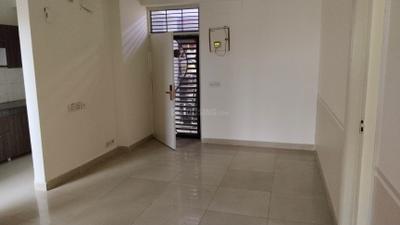 Living Room Image of 850 Sq.ft 2 BHK Apartment / Flat for sale in Ajnara Le Garden, Noida Extension Greater Noida for Rs. 7200000
