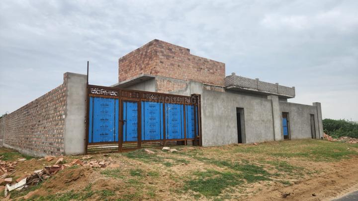 HUDA Plot Sector 31 Main Image 1