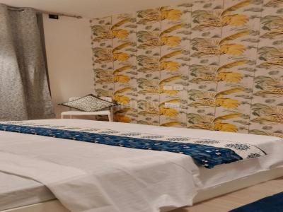 Bedroom Image of 1100 Sq.ft 2 BHK Apartment / Flat for rent in Hiranandani Chancery, Chikkasanne Bengaluru for Rs. 50000