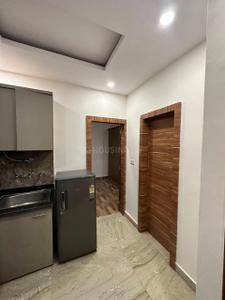 Kitchen Image of 450 Sq.ft 1 BHK Builder Floor for rent in Ramesh Nagar New Delhi for Rs. 25000