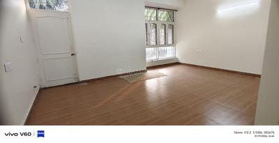 Bedroom Image of 4000 Sq.ft 4.5 BHK Builder Floor for rent in Sector 48 Noida for Rs. 65000