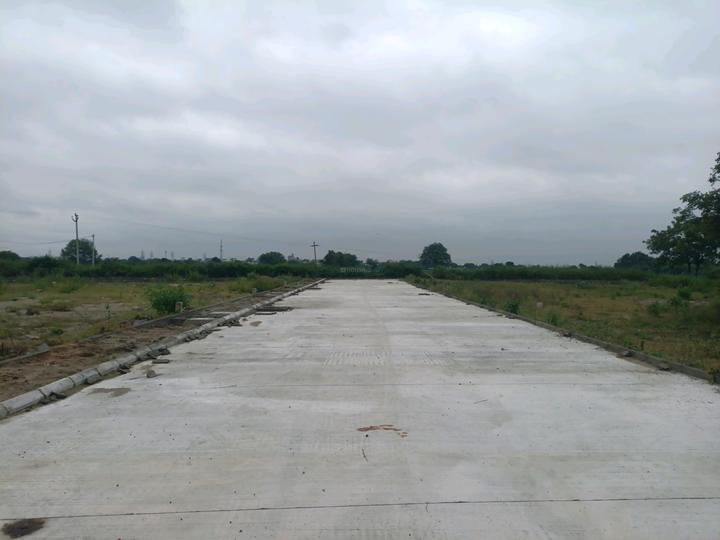 Akshita Eastern Meadows Main Image 1