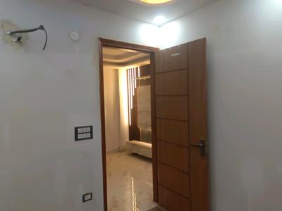 Bedroom Image of 600 Sq.ft 2 BHK Builder Floor for sale in Mahavir Enclave New Delhi for Rs. 6200000