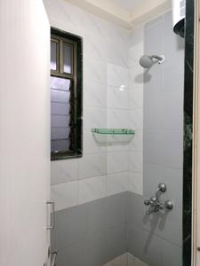 Common Bathroom One Image of 625 Sq.ft 1 BHK Apartment / Flat for rent in Bharat Vihar New Delhi for Rs. 22000