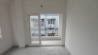 Image of 630 Sq.ft 2 BHK Apartment / Flat for sale in Keshtopur, Kolkata for Rs. 3000000