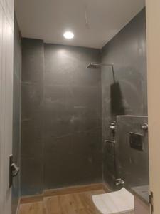 Common Bathroom Image of 1035 Sq.ft 3 BHK Apartment / Flat for sale in Sector 38 Rohini New Delhi for Rs. 7000000