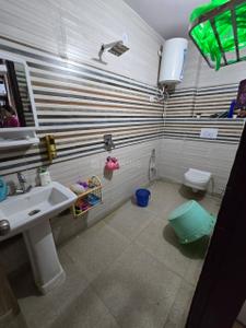Image of 1005 Sq.ft 3 BHK Builder Floor for sale in Laxmi Nagar, New Delhi for Rs. 10000000