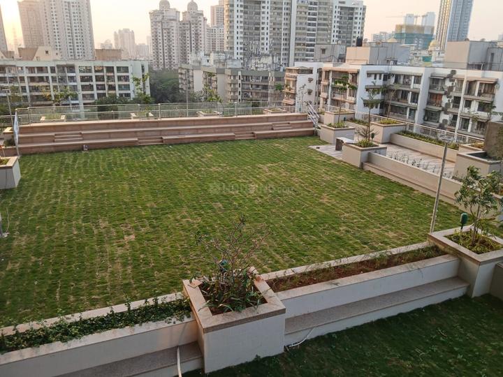 Wadhwa TW Gardens Main Image 1