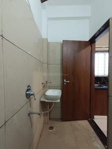 Bathroom Image of 395 Sq.ft 1 RK Studio for rent in Scheme No 114 Indore for Rs. 15999