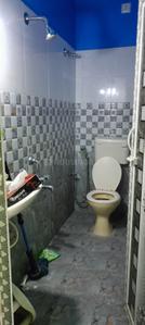 Bathroom Image of 600 Sq.ft 1 BHK Independent House for rent in Lingarajapuram Bengaluru for Rs. 15000