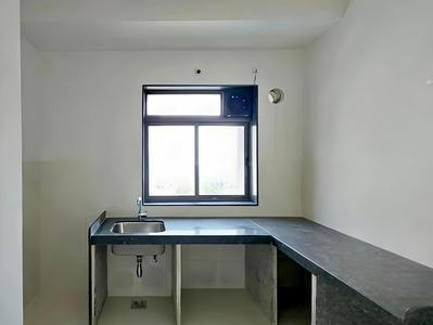 Kitchen Image of 620 Sq.ft 1 BHK Apartment / Flat for rent in Runwal Eirene, Thane West Thane for Rs. 28000