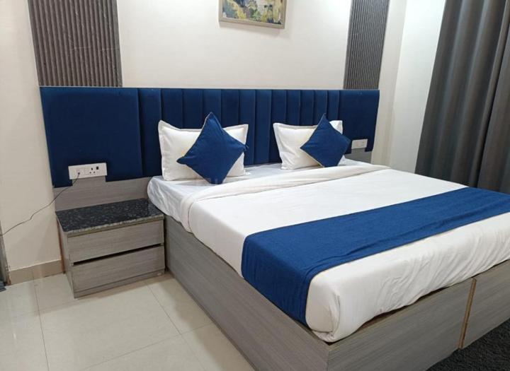 Bedroom Image of Luxury stays in Sector 32, Gurgaon