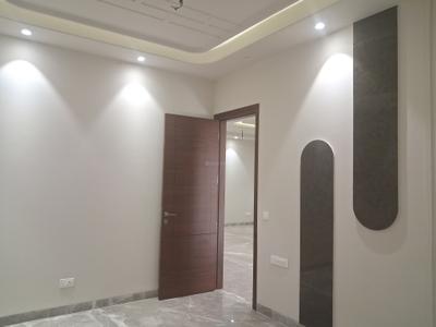 Bedroom Image of 1800 Sq.ft 3 BHK Builder Floor for sale in Paschim Vihar New Delhi for Rs. 36000000