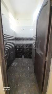 Bathroom Image of 900 Sq.ft 2 BHK Apartment / Flat for sale in Nanganallur Chennai for Rs. 7199000