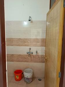 Bathroom Image of 1500 Sq.ft 3 BHK Builder Floor for rent in Kalyanpur Kanpur for Rs. 10000