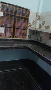 Kitchen Image of 1000 Sq.ft 2 BHK Builder Floor for rent in Phool Bagh Colony Lucknow for Rs. 12000