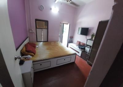 Hall Image of 950 Sq.ft 4 BHK Independent House for sale in Howrah Railway Station Howrah for Rs. 4600000