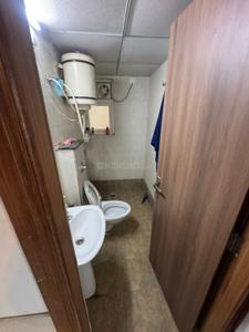 Bathroom Image of 1400 Sq.ft 2 BHK Builder Floor for rent in Rajpur Road Dehradun for Rs. 28000